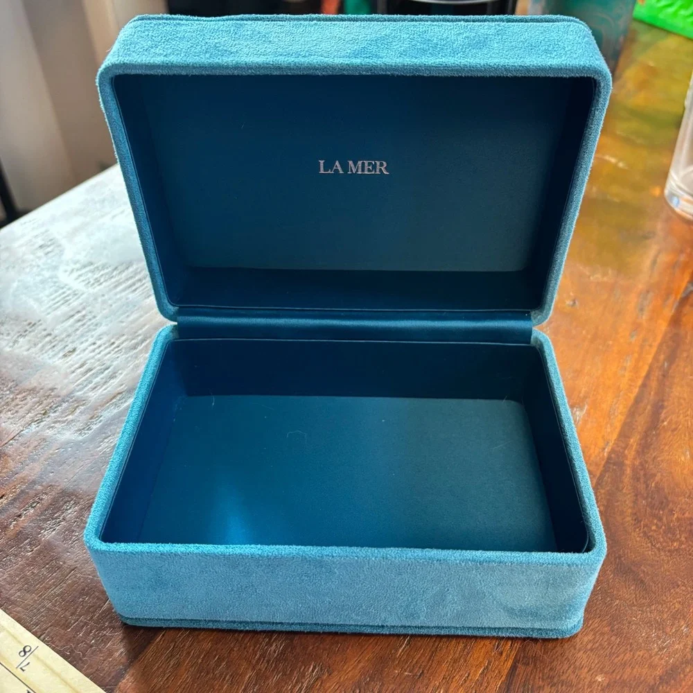 La‎ Mer Teal Blue Velvet Luxury Jewelry Skincare Storage Box Case Hinged Lid